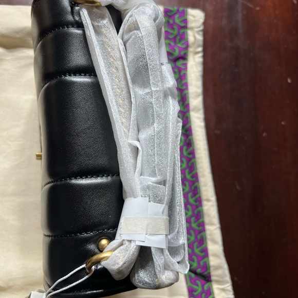 Tory Burch Kira Chain Quilted black NEW - Picture 6 of 13